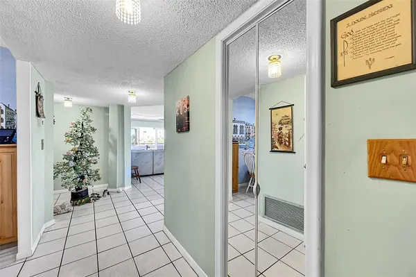 Pompano Beach, FL 33062,401 Briny Ave #409