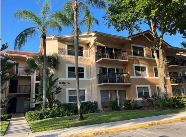 9055 Wiles Rd #307, Coral Springs, FL 33067