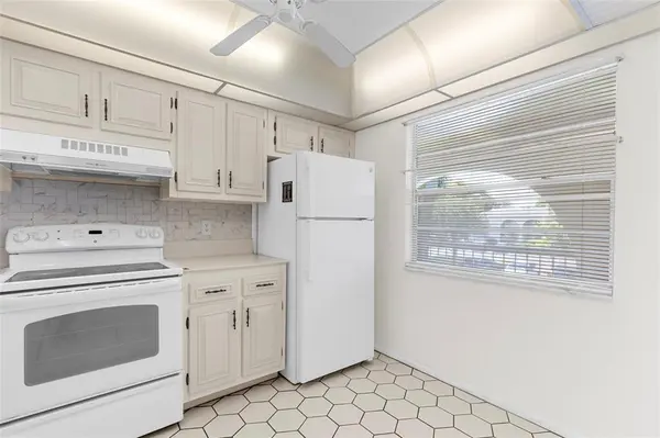 Coconut Creek, FL 33066,2701 Nassau Bnd #D2