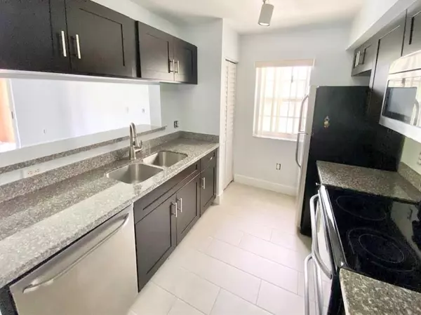 Miramar, FL 33025,2153 Renaissance Blvd #208