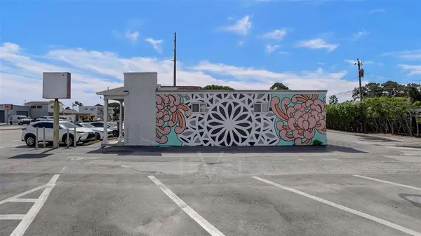 Oakland Park, FL 33334,321 NE 44th St