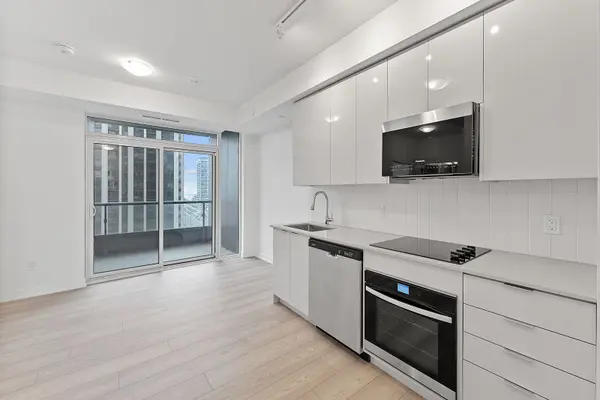 Vaughan, ON L4K 0R4,10 Abeja ST #1119