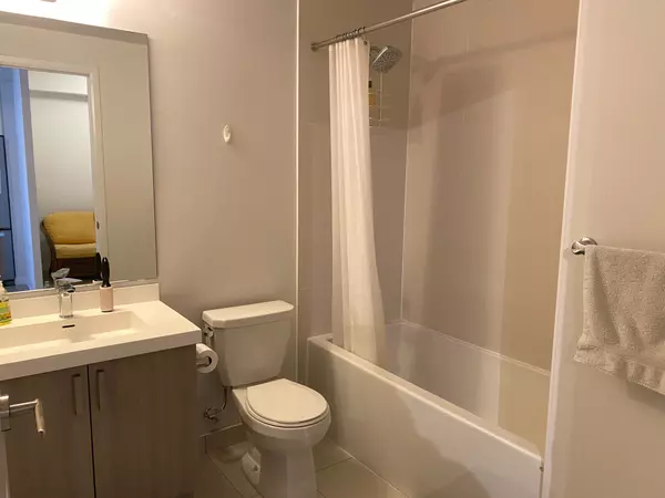 Vaughan, ON L4K 0K2,7895 Jane ST #2811