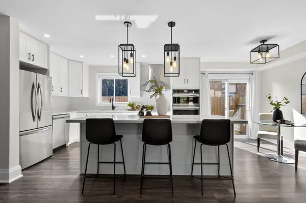 New Tecumseth, ON L9R 1E1,179 Tupper ST W