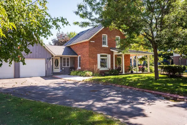 Barrie, ON L4N 1Z3,17 Frances ST N