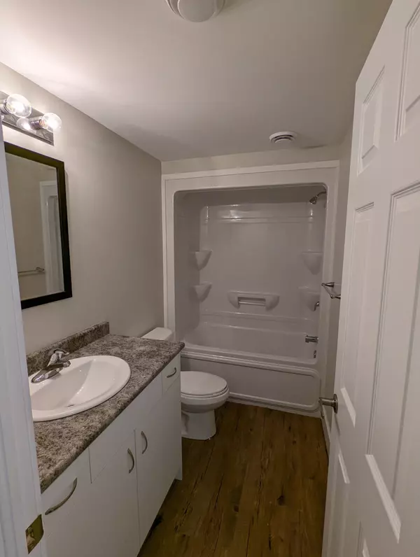 Perth, ON K7H 3H7,100 WELLAND ST