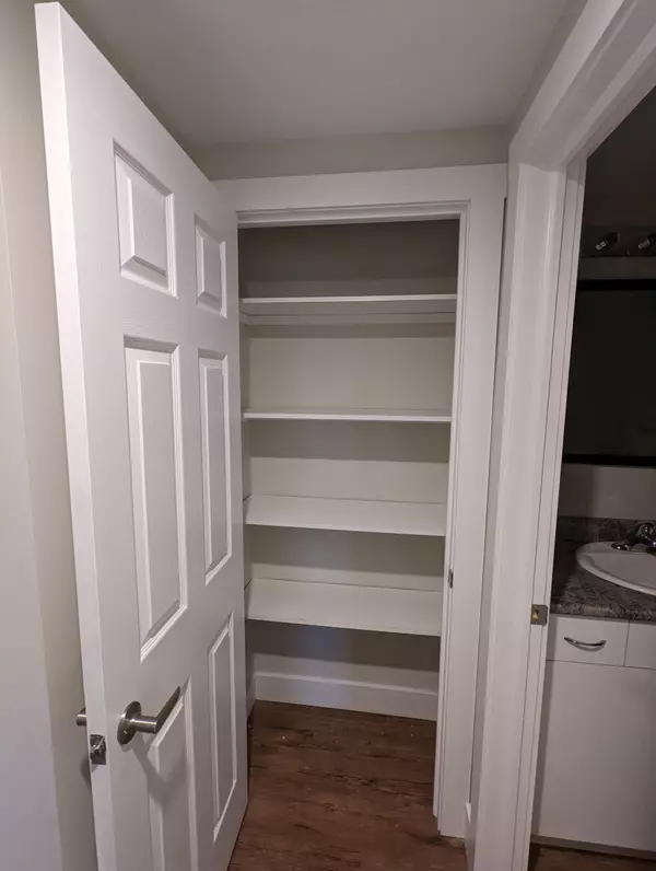 Perth, ON K7H 3H7,100 WELLAND ST