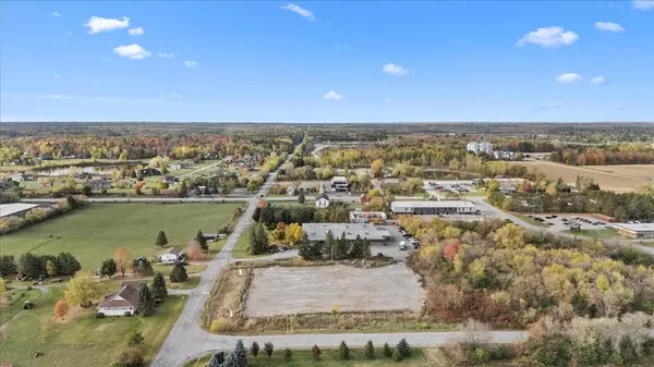 Carp - Huntley Ward, ON K0A 1L0,2167 Mcgee Side Road E