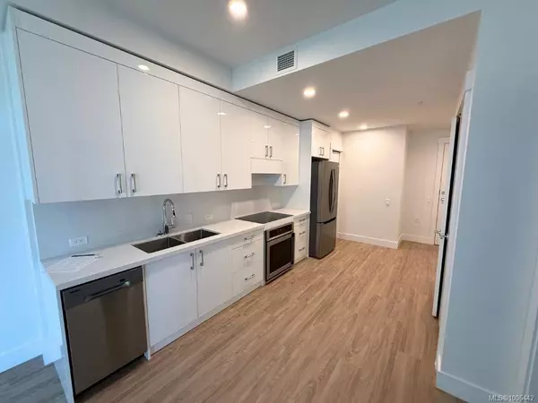 Nanaimo, BC V9V 1W4,6320 Sentinal Dr #402