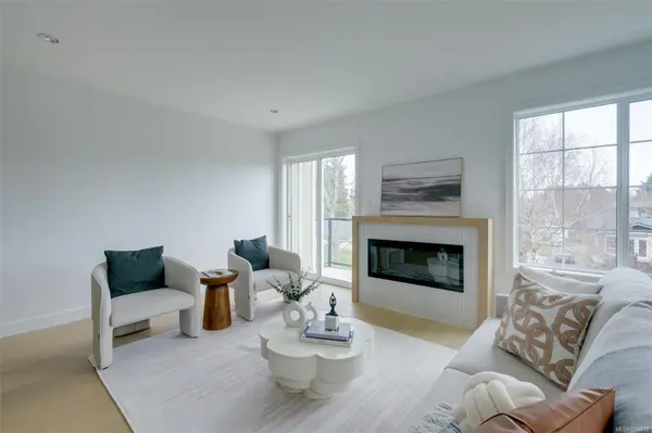 Saanich, BC V8P 3Z8,3907 Cedar Hill Rd #Unit 7