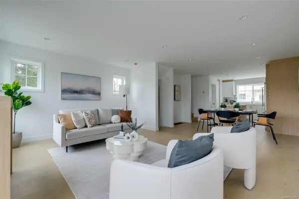 Saanich, BC V8P 3Z8,3907 Cedar Hill Rd #Unit 7