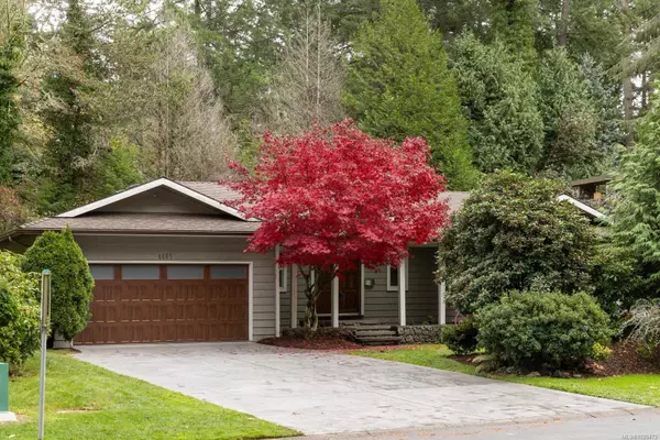 4465 Emily Carr Dr, Saanich, BC V8X 2N5