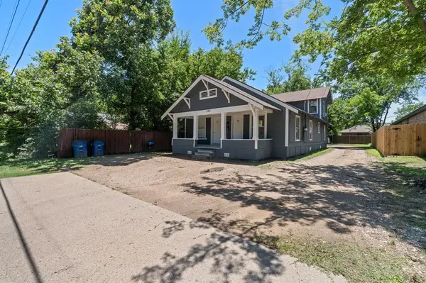 Ennis, TX 75119,305 W Waco Street