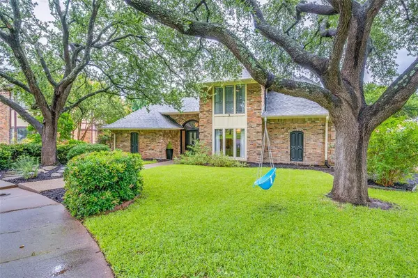 Dallas, TX 75243,9606 Windy Crest Court