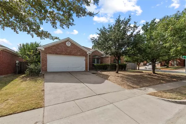 4100 Chisos Rim Trail, Fort Worth, TX 76244