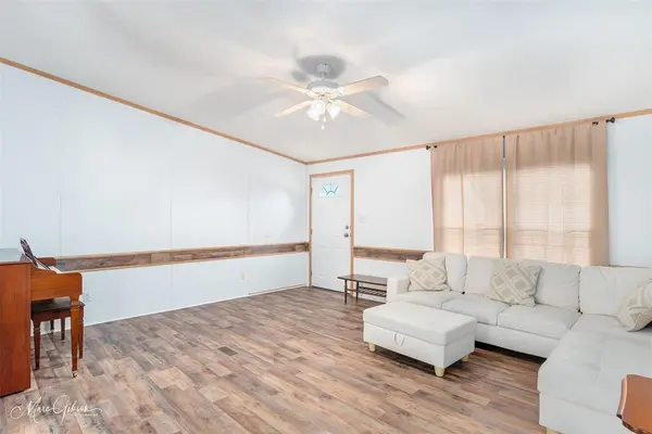 Bossier City, LA 71111,409 Glen Harbor