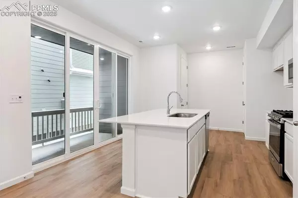 Colorado Springs, CO 80915,2444 Serviceberry GRV