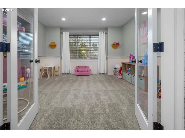 Scappoose, OR 97056,33790 NE KERN CT