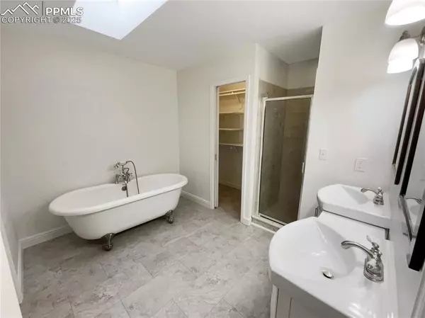 Monument, CO 80132,570 Ore Cart WAY