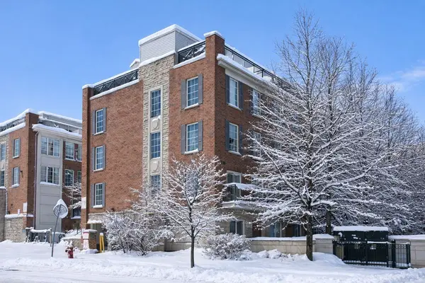 3 Everson DR #627, Toronto C14, ON M2N 7C2