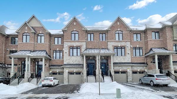 7 Elkington CRES, Whitby, ON L1P 0L7
