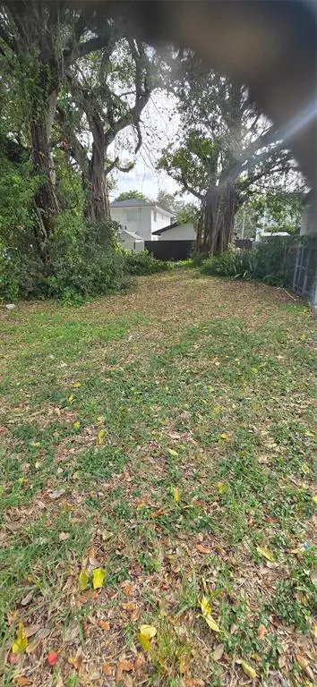 Miami, FL 33142,2948 NW 46th St