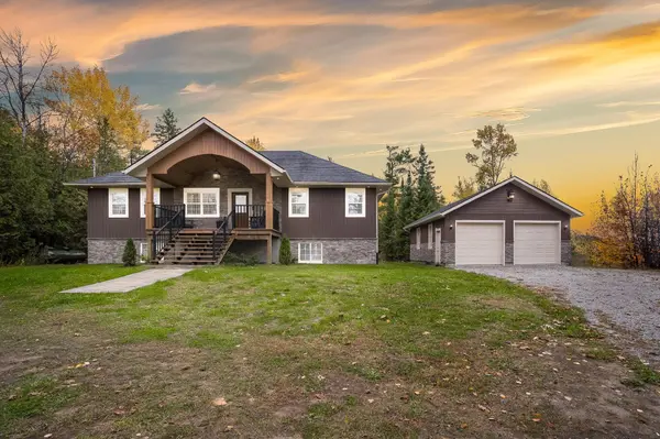 Tay, ON L0K 1E0,66 Meadows AVE