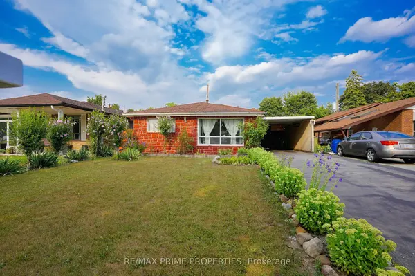 Toronto W10, ON M9V 3G4,81 Silverstone DR