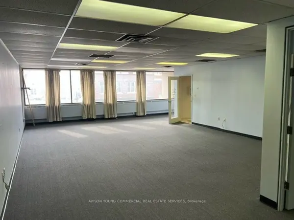 Cambridge, ON N1R 1V7,76 Main ST #Upper