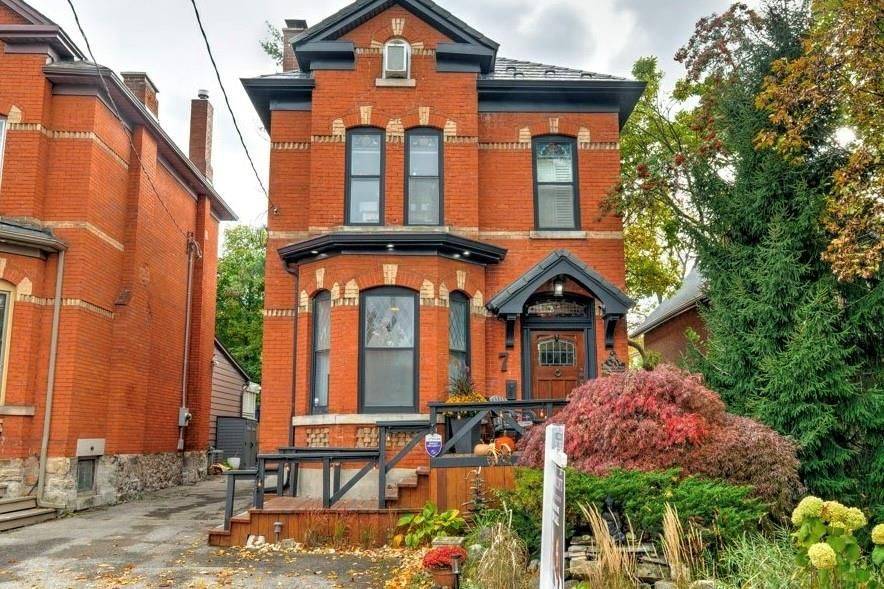 7 Homewood AVE, Hamilton, ON L8P 2M1