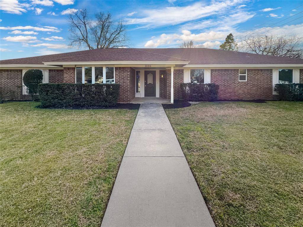 1006 Trophy Club Drive, Trophy Club, TX 76262