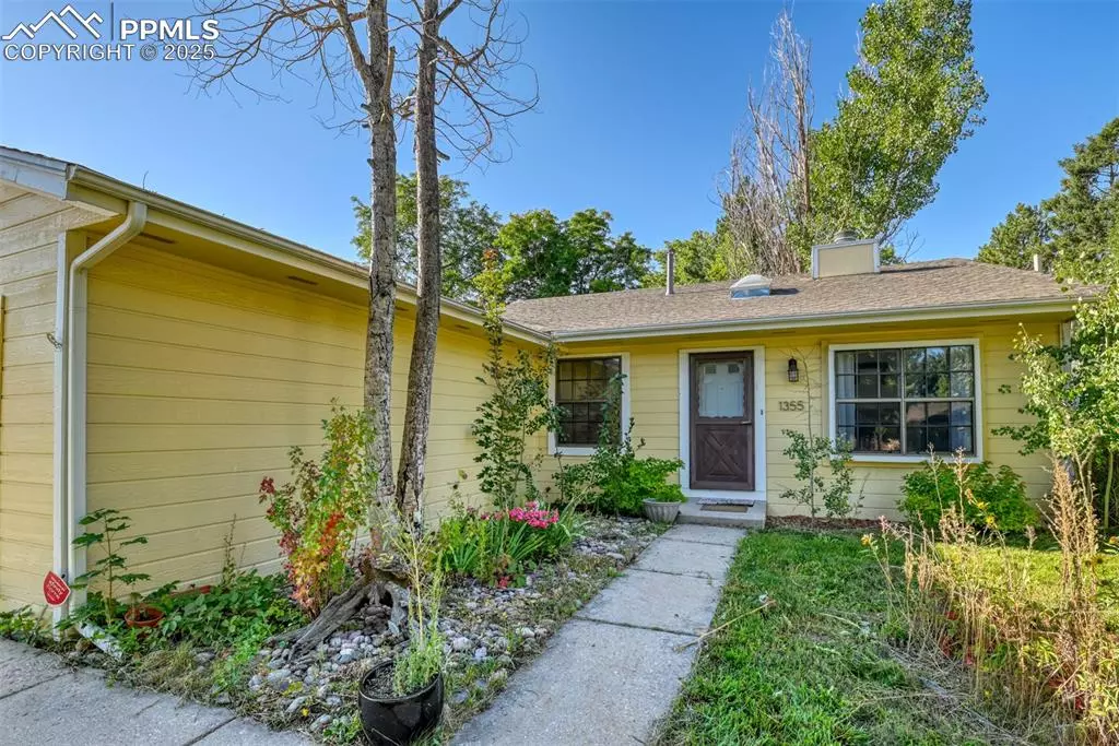 Colorado Springs, CO 80907,1355 Amsterdam CT