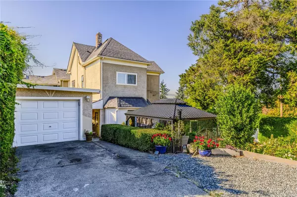 Nanaimo, BC V9R 2K8,377 Milton St