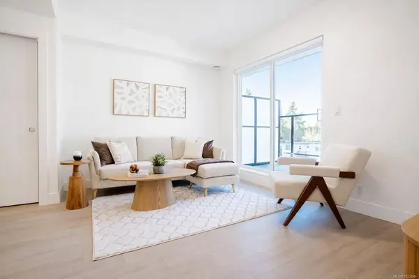 View Royal, BC V9B 7G9,258 Helmcken Rd #304