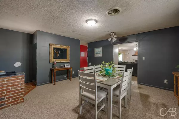 Lawn, TX 79530,489 Main Street