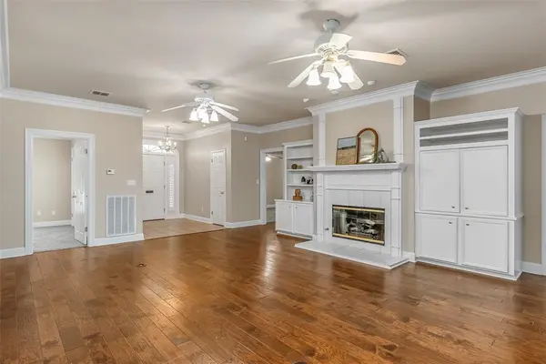 Bossier City, LA 71111,206 Hampton Court