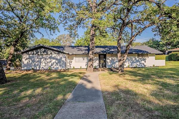 1728 Provine Street, Fort Worth, TX 76103