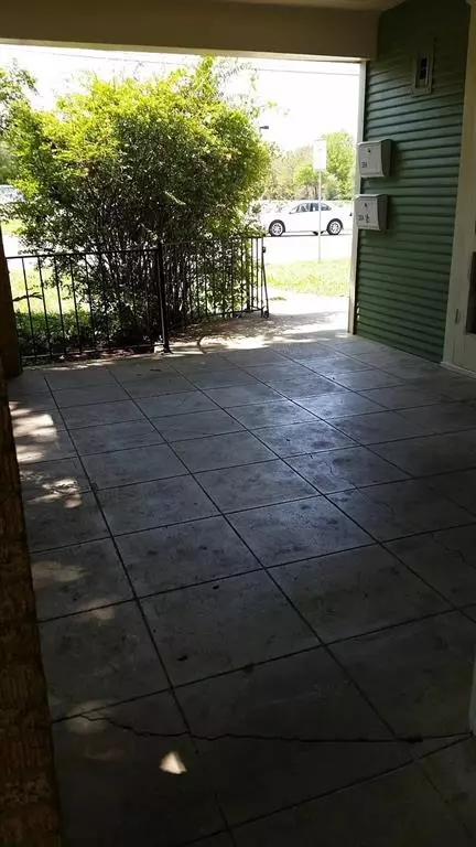 Denton, TX 76201,304 Fulton Street #A