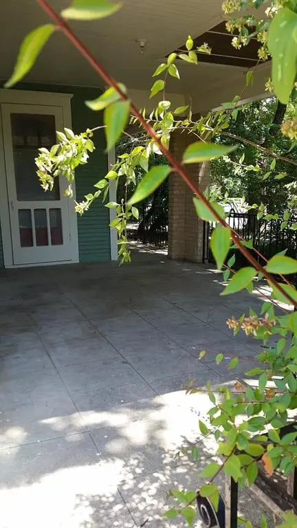 Denton, TX 76201,304 Fulton Street #A