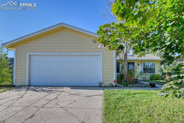 Colorado Springs, CO 80907,1355 Amsterdam CT