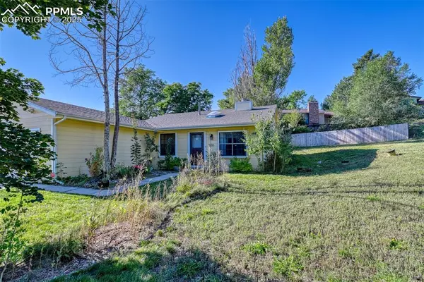 Colorado Springs, CO 80907,1355 Amsterdam CT