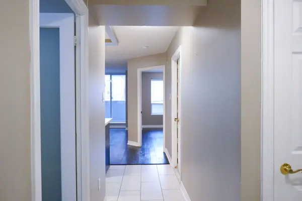 Toronto C10, ON M4S 3G6,300 Balliol ST #310