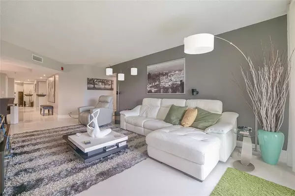 Lauderhill, FL 33319,7300 Radice Ct #303