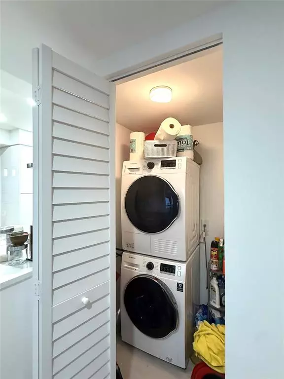 Fort Lauderdale, FL 33308,3550 Galt Ocean Dr #206