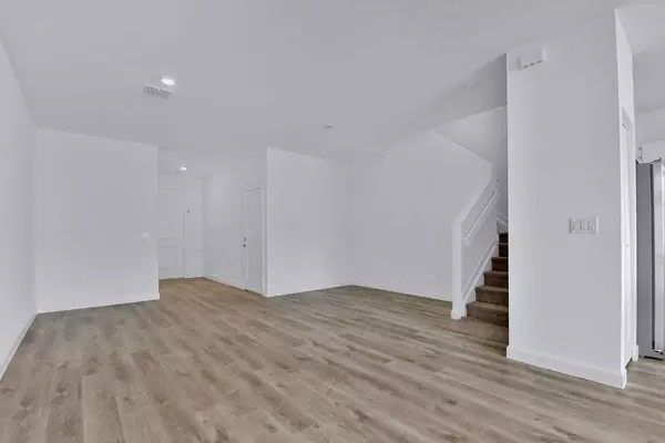 Pompano Beach, FL 33069,4083 SUNSET WAY