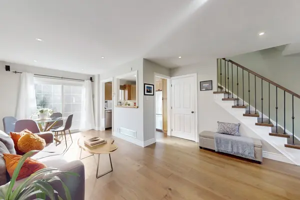 Markham, ON L3R 4P2,49 Madsen CRES