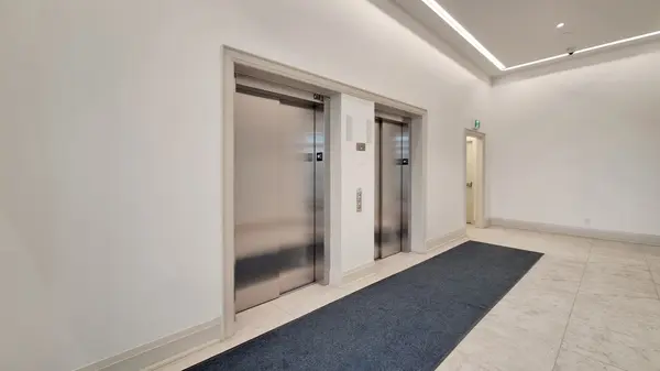 Markham, ON L6C 0P1,101 Cathedral High ST #Ph19