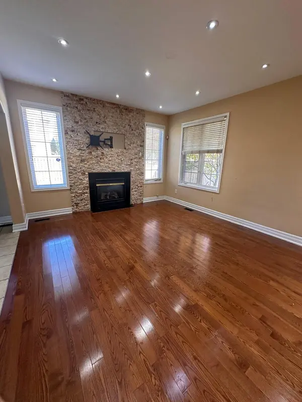 Brampton, ON L6P 1S9,20 Latania BLVD