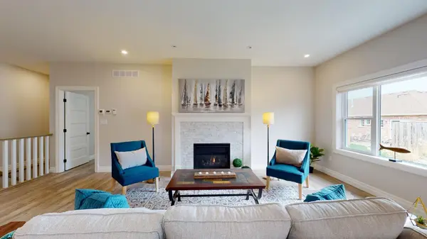 Bluewater, ON N0M 1G0,7 Thimbleweed DR