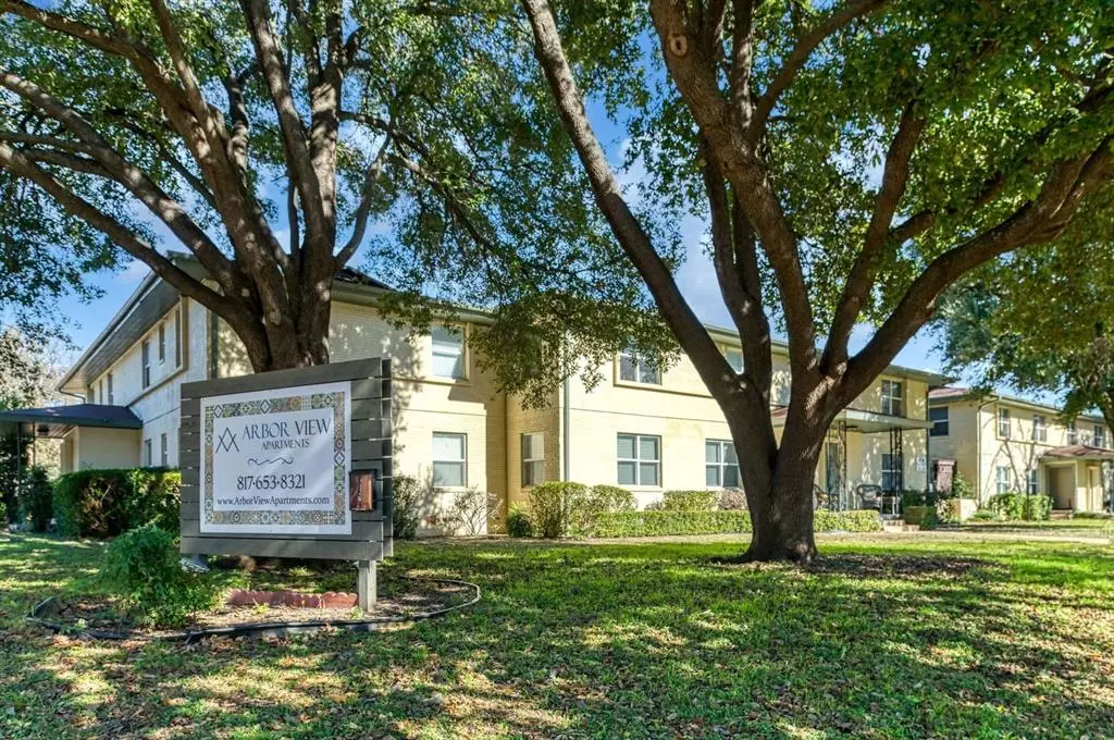 Fort Worth, TX 76107,4738 El Campo Avenue #8